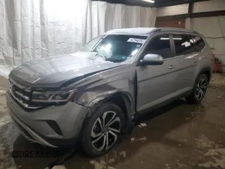 2022 Volkswagen Atlas SEL with VIN 1V2BR2CA7NC560441, listed as a Copart auction lot 44794075 with 31,486 mi miles and Salvage title. Bid and sale history available at DreamBid. Image 1.