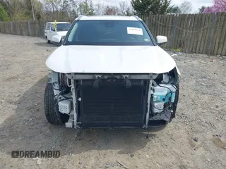 2021 Toyota Highlander XLE z VIN 5TDHZRBH7MS062420, wystawiony jako IAAI lot #41918161 z przebiegiem 136 842 mil mil oraz . Historia ofert i sprzedaży dostępna na DreamBid. Obrazek 6.