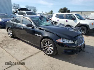 2015 Jaguar XJ with VIN SAJWA1CZXF8V75581, listed as a Copart auction lot 44462825 with 78,171 mi miles and Salvage Title. Bid and sale history available at carsss.com. Image 4.