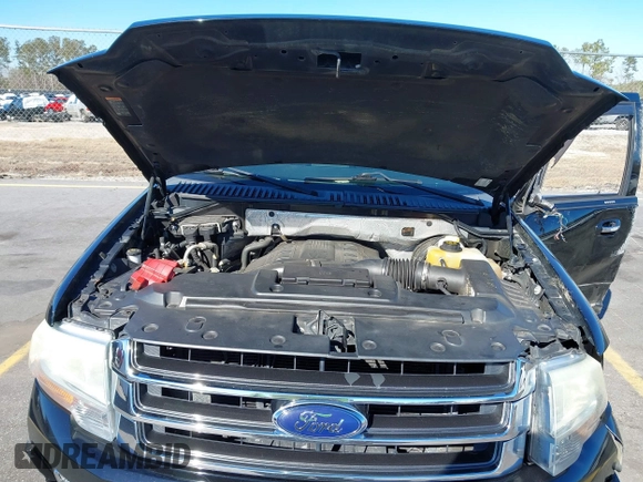2016 Ford Expedition XLT с VIN 1FMJU1HT2GEF16740, выставлен на аукционе IAAI как лот 41358594 с пробегом 147 983 миль миль и . История ставок и продаж доступна на DreamBid. Изображение 10.