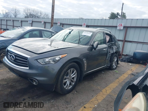 2013 Infiniti FX with VIN JN8CS1MU8DM141556, listed as a IAAI auction lot 41536047 with 96,016 mi miles and . Bid and sale history available at DreamBid. Image 17.