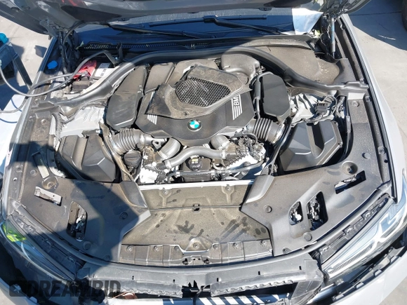 2022 BMW 5 Series M550i xDrive with VIN WBA13BK02NCJ61943, listed as a IAAI auction lot 41607980 with Not provided miles and . Bid and sale history available at DreamBid. Image 10.