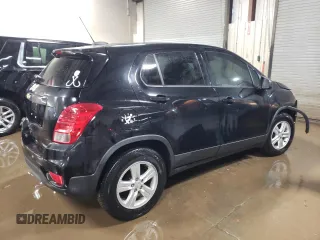 2020 Chevrolet Trax LS with VIN 3GNCJKSB8LL166639, listed as a Copart auction lot 42690945 with 81,254 mi miles and Salvage Title. Bid and sale history available at carsss.com. Image 3.