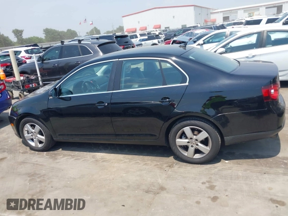 2009 Volkswagen Jetta SE with VIN 3VWRM71K59M137348, listed as a IAAI auction lot 42285086 with 120,645 mi miles and . Bid and sale history available at DreamBid. Image 14.