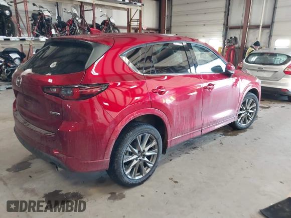 2024 Mazda CX-5 2.5 S Premium Package with VIN JM3KFBDL8R0470661, listed as a IAAI auction lot 41410715 with 14,100 mi miles. Bid and sale history available at carsss.com. Image 4.