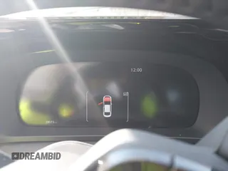 2023 Toyota Crown XLE с VIN JTDAAAAF7P3010236, выставлен на аукционе IAAI как лот 42008655 с пробегом 28 073 миль миль и . История ставок и продаж доступна на DreamBid. Изображение 7.