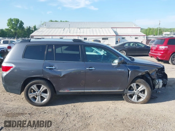 2011 Toyota Highlander Limited with VIN 5TDDK3EH7BS068694, listed as a IAAI auction lot 42252513 with 163,816 mi miles and . Bid and sale history available at DreamBid. Image 13.