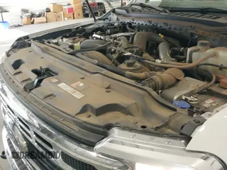 2024 Ford F-250 XL z VIN 1FT7W2BTXRED57136, wystawiony jako IAAI lot #43162846 z przebiegiem 44 979 mil mil oraz . Historia ofert i sprzedaży dostępna na DreamBid. Obrazek 19.