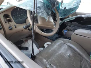 2000 Mercury Mountaineer с VIN 4M2ZU86P2YUJ02414, выставлен на аукционе Copart как лот 52755345 с пробегом 222 672 миль миль и Списание • Salvage title. История ставок и продаж доступна на DreamBid. Изображение 8.