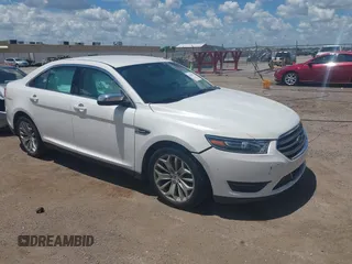 2016 Ford Taurus Limited z VIN 1FAHP2F88GG104542, wystawiony jako IAAI lot #42636517 z przebiegiem 121 231 mil mil oraz . Historia ofert i sprzedaży dostępna na DreamBid. Obrazek 1.