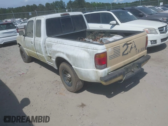 1998 Ford Ranger XL z VIN 1FTYR14U5WTA68510, wystawiony jako IAAI lot #42109152 z przebiegiem 150 397 mil mil oraz . Historia ofert i sprzedaży dostępna na DreamBid. Obrazek 3.