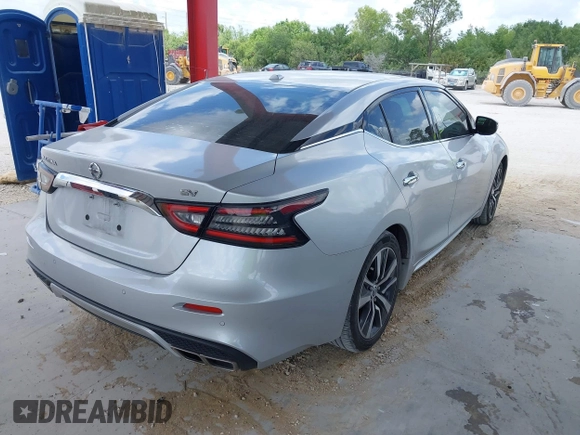 2020 Nissan Maxima SV z VIN 1N4AA6CV6LC366887, wystawiony jako IAAI lot #41952159 z przebiegiem 100 182 mil mil oraz . Historia ofert i sprzedaży dostępna na DreamBid. Obrazek 4.