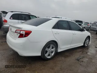 2014 Toyota Camry L with VIN 4T1BF1FK2EU732700, listed as a Copart auction lot 51231885 with 184,248 mi miles and Salvage Title. Bid and sale history available at DreamBid. Image 3.