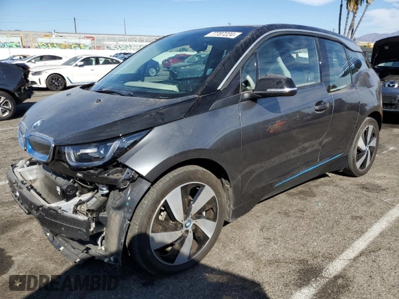 2019 BMW i3 with VIN WBY8P4C51K7E84270, listed as a Copart auction lot 77707224 with 15,584 mi miles and Salvage Title. Bid and sale history available at carsss.com. Image 1.