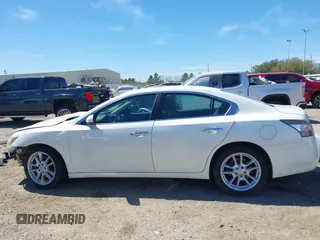 2014 Nissan Maxima SV z VIN 1N4AA5AP6EC457434, wystawiony jako IAAI lot #41801971 z przebiegiem 160 756 mil mil oraz . Historia ofert i sprzedaży dostępna na DreamBid. Obrazek 15.