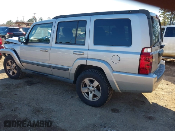 2007 Jeep Commander Sport z VIN 1J8HH48K77C587615, wystawiony jako IAAI lot #41149777 z przebiegiem 167 871 mil mil oraz . Historia ofert i sprzedaży dostępna na DreamBid. Obrazek 3.
