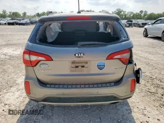 2015 Kia Sorento SX with VIN 5XYKW4A79FG570222, listed as a Copart auction lot 58777605 with 185,242 mi miles and Non repairable. Bid and sale history available at DreamBid. Image 6.