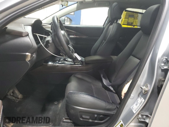2021 Mazda CX-30 Premium with VIN 3MVDMBDL2MM241548, listed as a Copart auction lot 57417885 with 35,945 mi miles and Salvage title. Bid and sale history available at DreamBid. Image 7.