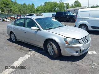 2005 Nissan Altima S with VIN 1N4AL11D25C145040, listed as a IAAI auction lot 42645678 with 166,281 mi miles and . Bid and sale history available at DreamBid. Image 1.