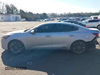 2017 Kia Cadenza Limited with VIN KNALC4J13H5092381, listed as a IAAI auction lot 41418629 with 124,694 mi miles. Bid and sale history available at carsss.com. Image 14.