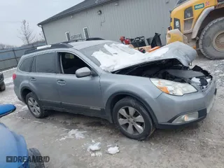 2011 Subaru Outback 2.5i Limited Pwr Moon/Nav with VIN 4S4BRCLC4B3377708, listed as a IAAI auction lot 41359498 with 196,681 mi miles. Bid and sale history available at carsss.com. Image 13.