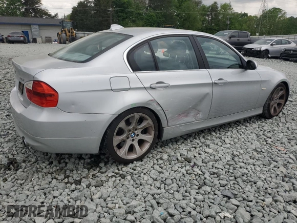 2007 BMW 3 Series 335i z VIN WBAVB73547KY60933, wystawiony jako Copart lot #53497415 z przebiegiem 174 145 mil mil oraz Szkoda całkowita • Salvage title. Historia ofert i sprzedaży dostępna na DreamBid. Obrazek 3.