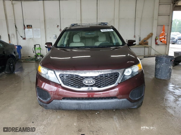 2013 Kia Sorento LX with VIN 5XYKTDA25DG336170, listed as a Copart auction lot 64440194 with 199,838 mi miles and Salvage Title. Bid and sale history available at carsss.com. Image 5.
