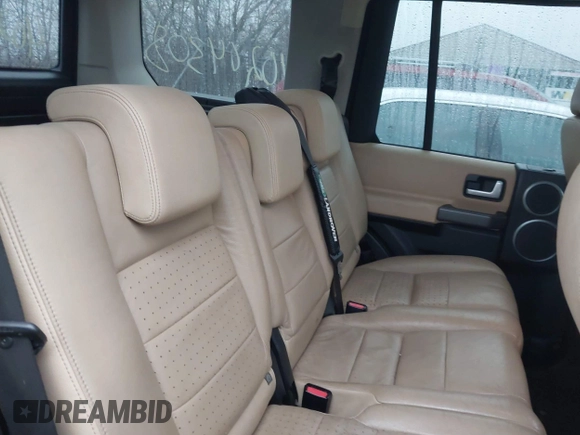 2006 Land Rover LR3 SE with VIN SALAD25476A369370, listed as a IAAI auction lot 41216399 with 181,941 mi miles. Bid and sale history available at carsss.com. Image 14.
