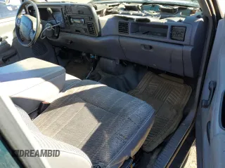 1997 Dodge 2500 with VIN 1B7KF26Z5VJ523640, listed as a Copart auction lot 44957715 with 255,503 mi miles and Clean Title. Bid and sale history available at DreamBid. Image 8.