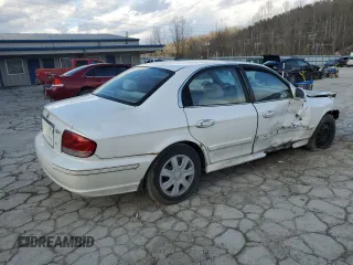 2002 Hyundai Sonata with VIN KMHWF25S32A581260, listed as a Copart auction lot 47229145 with 121,552 mi miles and Salvage Title. Bid and sale history available at carsss.com. Image 3.