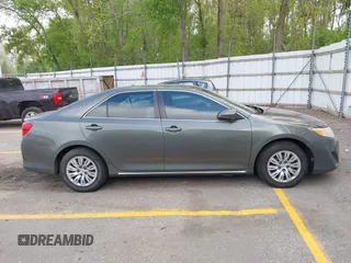 2012 Toyota Camry L z VIN 4T1BF1FK4CU530650, wystawiony jako IAAI lot #42275744 z przebiegiem 189 490 mil mil oraz . Historia ofert i sprzedaży dostępna na DreamBid. Obrazek 13.