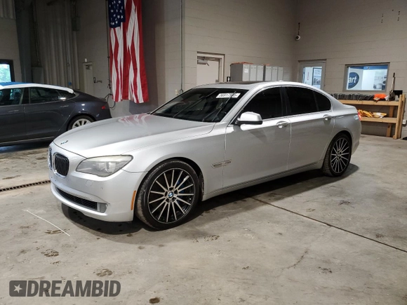 2012 BMW 7 Series 750i xDrive с VIN WBAKC6C51CC395851, выставлен на аукционе Copart как лот 56917905 с пробегом 138 308 миль миль и Чистый • Clean title. История ставок и продаж доступна на DreamBid. Изображение 1.
