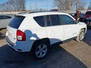 2011 Jeep Compass Latitude with VIN 1J4NT1FB9BD252816, listed as a IAAI auction lot 41455054 with 153,656 mi miles. Bid and sale history available at carsss.com. Image 4.
