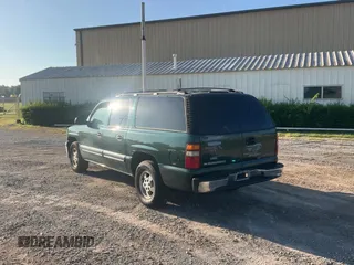 2001 Chevrolet Suburban LS with VIN 3GNEC16T51G289417, listed as a Copart auction lot 64549525 with 232,742 mi miles and Clean title. Bid and sale history available at DreamBid. Image 3.