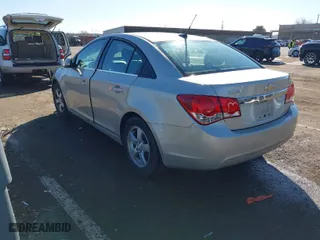 2014 Chevrolet Cruze 1LT with VIN 1G1PC5SB0E7257992, listed as a IAAI auction lot 41642927 with 109,716 mi miles. Bid and sale history available at carsss.com. Image 3.