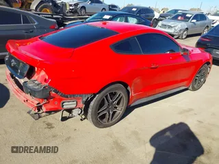 2019 Ford Mustang EcoBoost with VIN 1FA6P8TH3K5172668, listed as a IAAI auction lot 41059758 with 115,224 mi miles and . Bid and sale history available at carsss.com. Image 4.