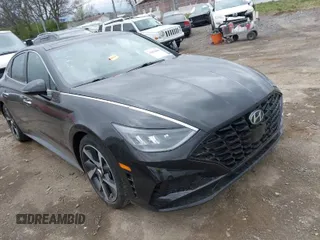 2021 Hyundai Sonata SEL Plus with VIN 5NPEJ4J21MH111126, listed as a IAAI auction lot 41833686 with 35,479 mi miles and . Bid and sale history available at DreamBid. Image 1.