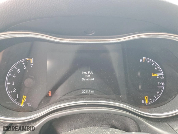 2021 Jeep Grand Cherokee Laredo X with VIN 1C4RJFAG2MC704840, listed as a Copart auction lot 62305244 with 30,114 mi miles and Salvage Title. Bid and sale history available at carsss.com. Image 9.