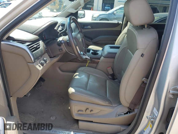 2019 Chevrolet Suburban LT with VIN 1GNSKHKC3KR286568, listed as a Copart auction lot 60929504 with 79,798 mi miles and Clean Title. Bid and sale history available at DreamBid. Image 7.