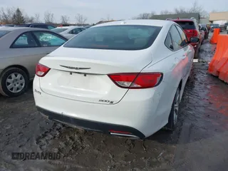 2016 Chrysler 200 S with VIN 1C3CCCBG4GN109871, listed as a IAAI auction lot 41666592 with 1 mi miles. Bid and sale history available at carsss.com. Image 4.