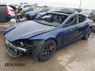 2021 Tesla Model S Plaid with VIN 5YJSA1E60MF440042, listed as a IAAI auction lot 41563347 with 40,981 mi miles. Bid and sale history available at carsss.com. Image 24.