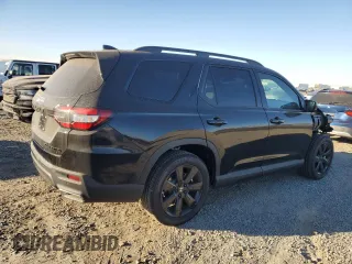 2025 Honda Pilot Black Edition with VIN 5FNYG1H93SB082124, listed as a Copart auction lot 89326585 with 989 mi miles and Salvage Title. Bid and sale history available at carsss.com. Image 3.