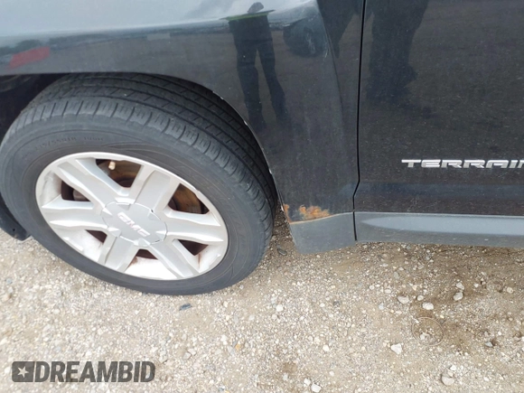 2011 GMC Terrain SLT-2 with VIN 2CTFLXEC9B6356152, listed as a IAAI auction lot 42131430 with 189,768 mi miles. Bid and sale history available at carsss.com. Image 6.
