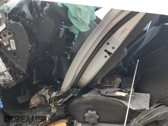 2009 Hyundai Accent Auto SE with VIN KMHCN36C39U116246, listed as a Copart auction lot 84941824 with 0 mi miles and Salvage Title. Bid and sale history available at carsss.com. Image 7.