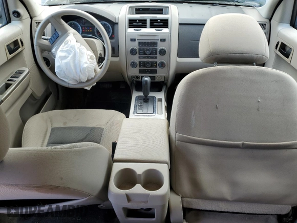 2008 Ford Escape XLT с VIN 1FMCU93188KA64423, выставлен на аукционе Copart как лот 56181395 с пробегом 163 020 миль миль и Списание • Salvage title. История ставок и продаж доступна на DreamBid. Изображение 8.