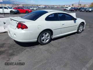 2003 Dodge Stratus SE z VIN 4B3AG42G93E196528, wystawiony jako IAAI lot #41941304 z przebiegiem 191 930 mil mil oraz . Historia ofert i sprzedaży dostępna na DreamBid. Obrazek 4.
