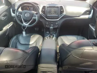 2017 Jeep Cherokee Overland z VIN 1C4PJMJS4HW550975, wystawiony jako Copart lot #61212885 z przebiegiem 60 786 mil mil oraz Szkoda całkowita • Salvage title. Historia ofert i sprzedaży dostępna na DreamBid. Obrazek 8.