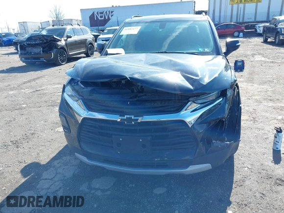 2020 Chevrolet Blazer LT z VIN 3GNKBHRS5LS678981, wystawiony jako IAAI lot #41882477 z przebiegiem Nie podano mil oraz . Historia ofert i sprzedaży dostępna na DreamBid. Obrazek 6.