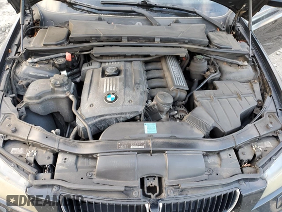 2008 BMW 3 Series 328xi z VIN WBAVT73508FZ37661, wystawiony jako Copart lot #82844114 z przebiegiem 188 089 mil mil oraz Czysty tytuł • Clean title. Historia ofert i sprzedaży dostępna na DreamBid. Obrazek 11.