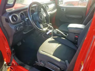 2020 Jeep Wrangler Unlimited Black and Tan with VIN 1C4HJXDG1LW189503, listed as a Copart auction lot 52196645 with 135,305 mi miles and Salvage title. Bid and sale history available at DreamBid. Image 7.